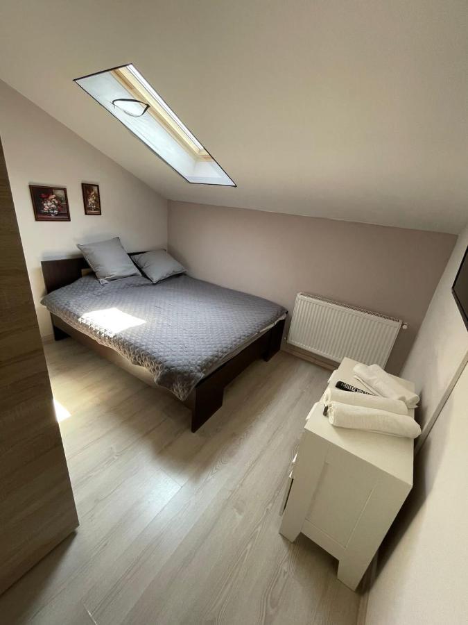 Apartament 2 Camere Chiajna Exterior foto